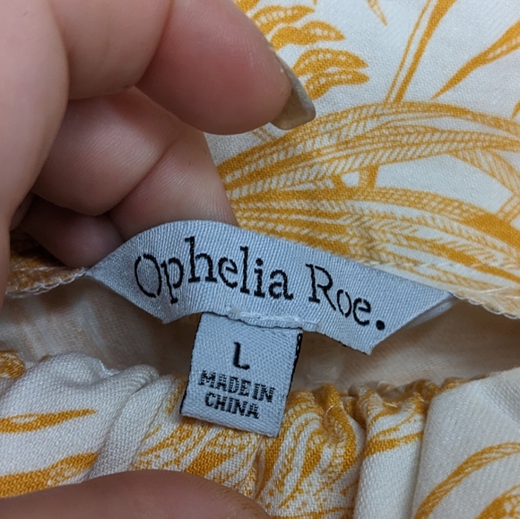 NWT Ophelia Roe Yellow Tropical Print High-Waisted Shorts Size L 🌴☀️ - Picture 3 of 9